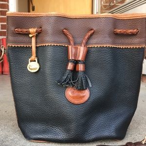 Genuine leather Dooney and Bourke purse!